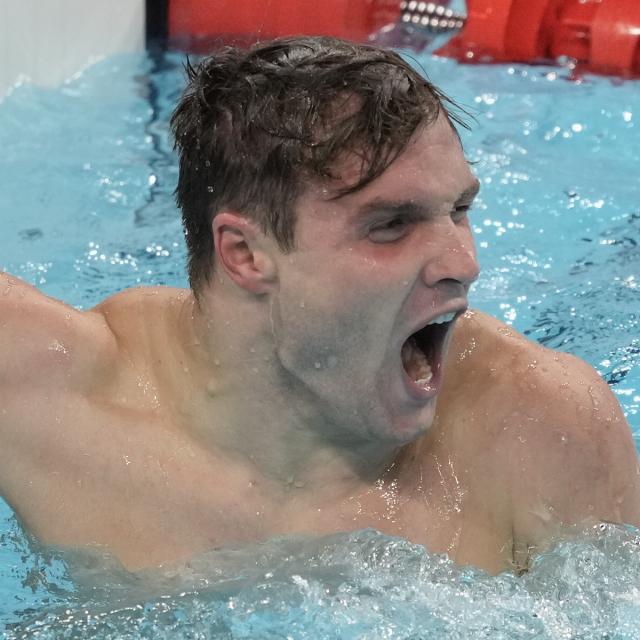 1723626401519075851.jpg +巴黎奥运会丨游泳——男子1500米自由泳决赛赛况+XxjpseC007298_20240805_MVPFN0A001.jpg